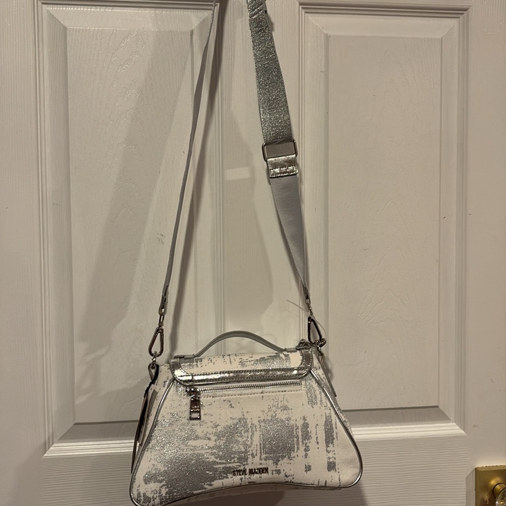 BNWT STEVE MADDEN Silver Women's Crossbody Bag - Picture 11 of 13
